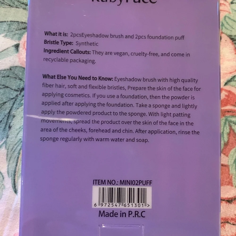 RubyFace Makeup Brush and Puff Set